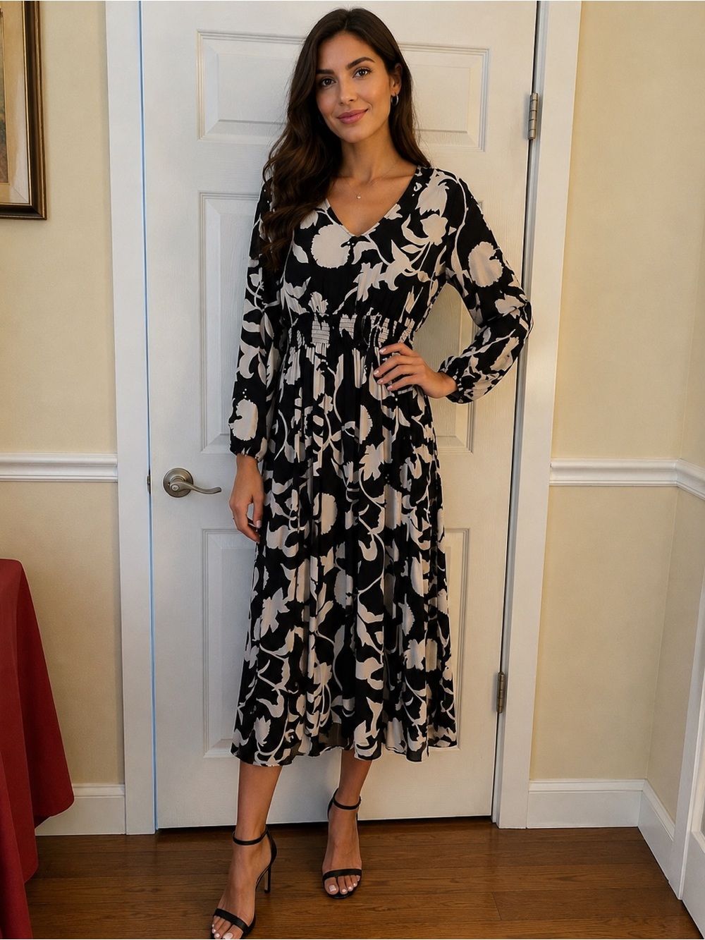 Knox Rose Black and White V-Neck Long Sleeve Dress